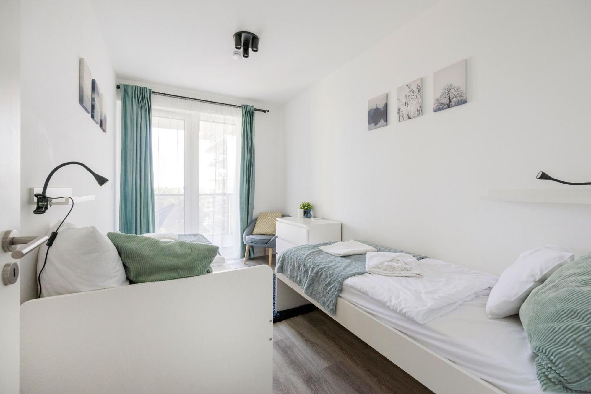 Modern Riverfront Apartment With Free Parking Budapest Eksteriør billede